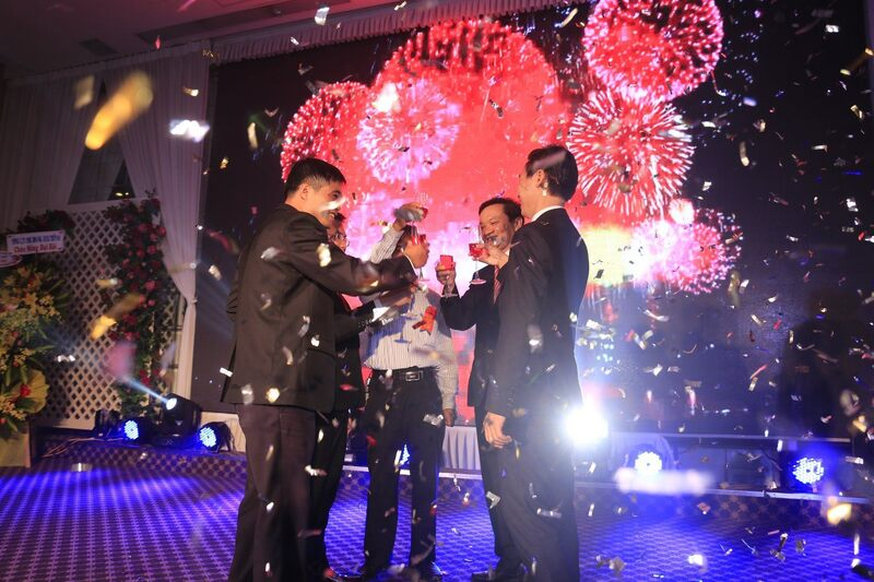 Khám phá quy trình 5 bước tổ chức Year End Party (YEP)