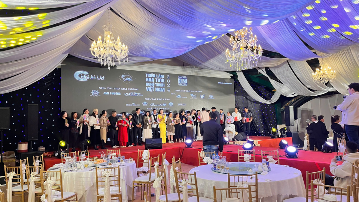 Dịch vụ tổ chức Gala Dinner trọn vẹn tại Đà Lạt - Sense Đà Lạt