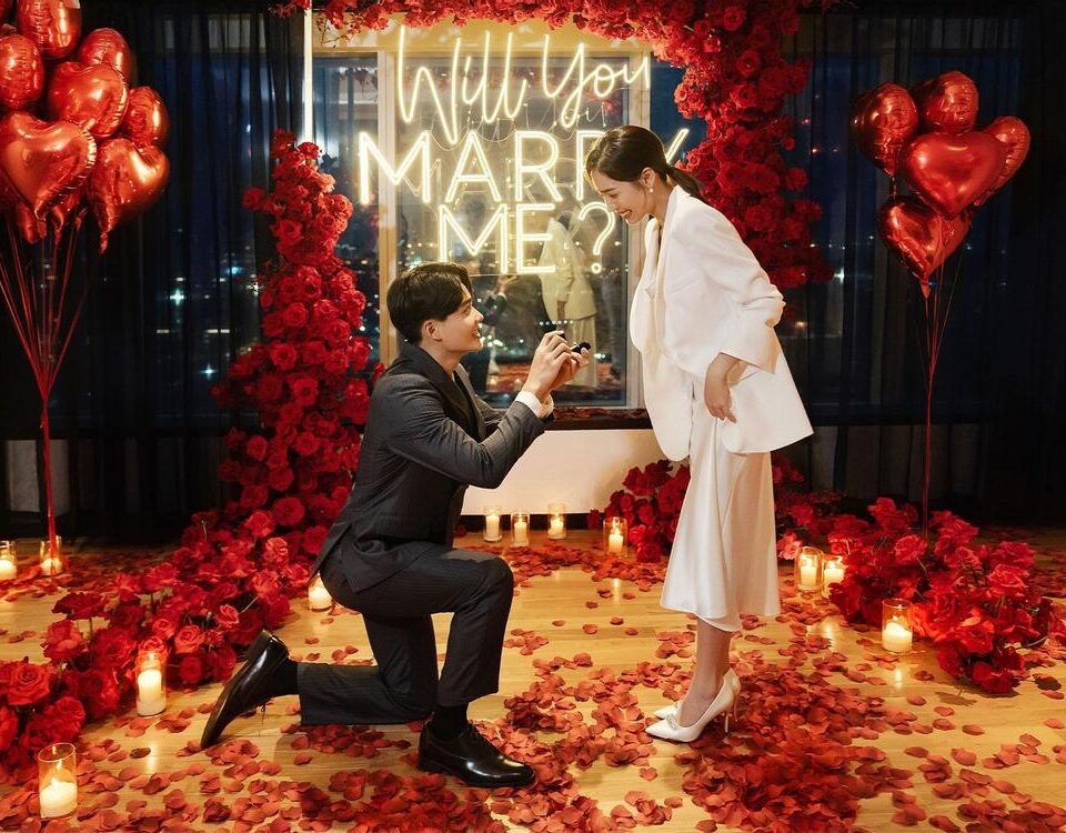 Cần Chuẩn Bị Những Gì Cho Một Màn Cầu Hôn Bất Ngờ Và Hoàn Hảo Nhất?
