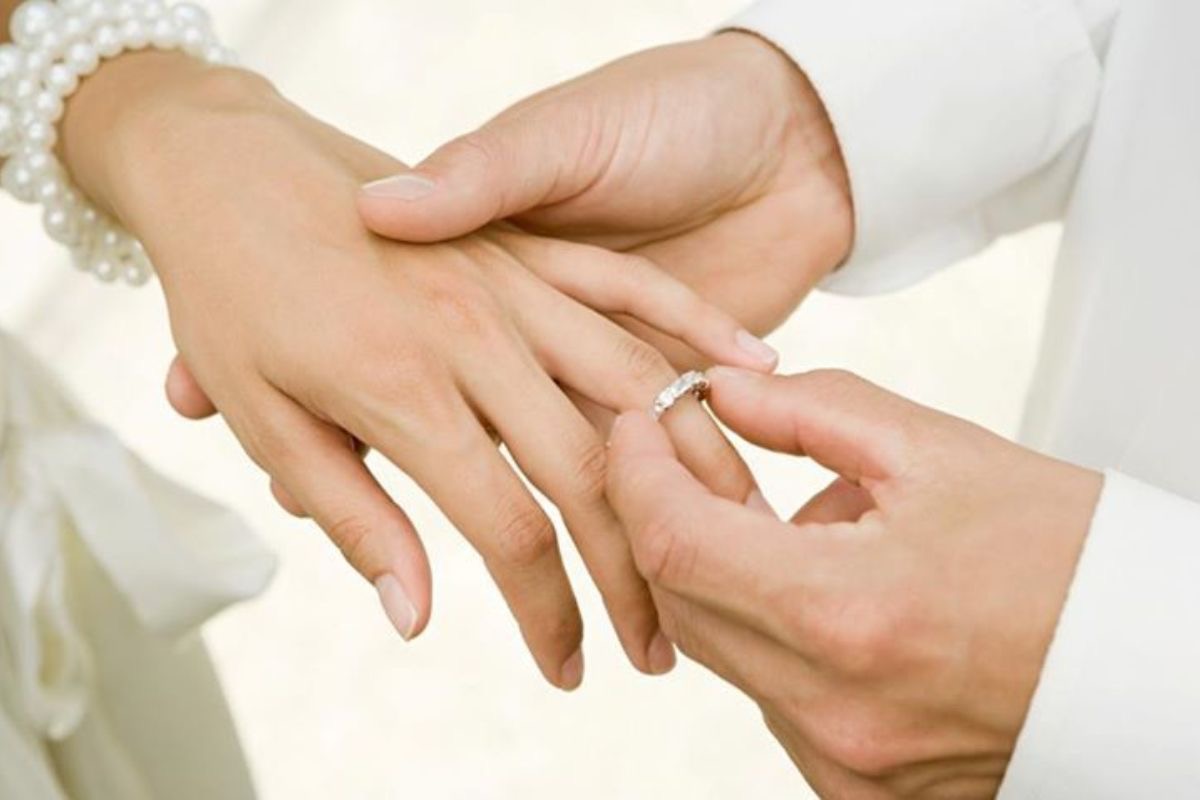 Lựa chọn nhẫn cầu hôn (Proposal Ring) sao cho phù hợp